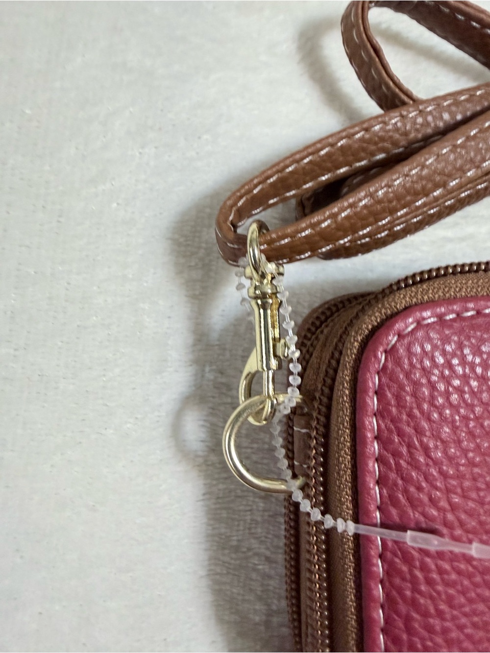 Stone Mountain Wristlet/Crossbody Wallet - NWT - Picture 11 of 16